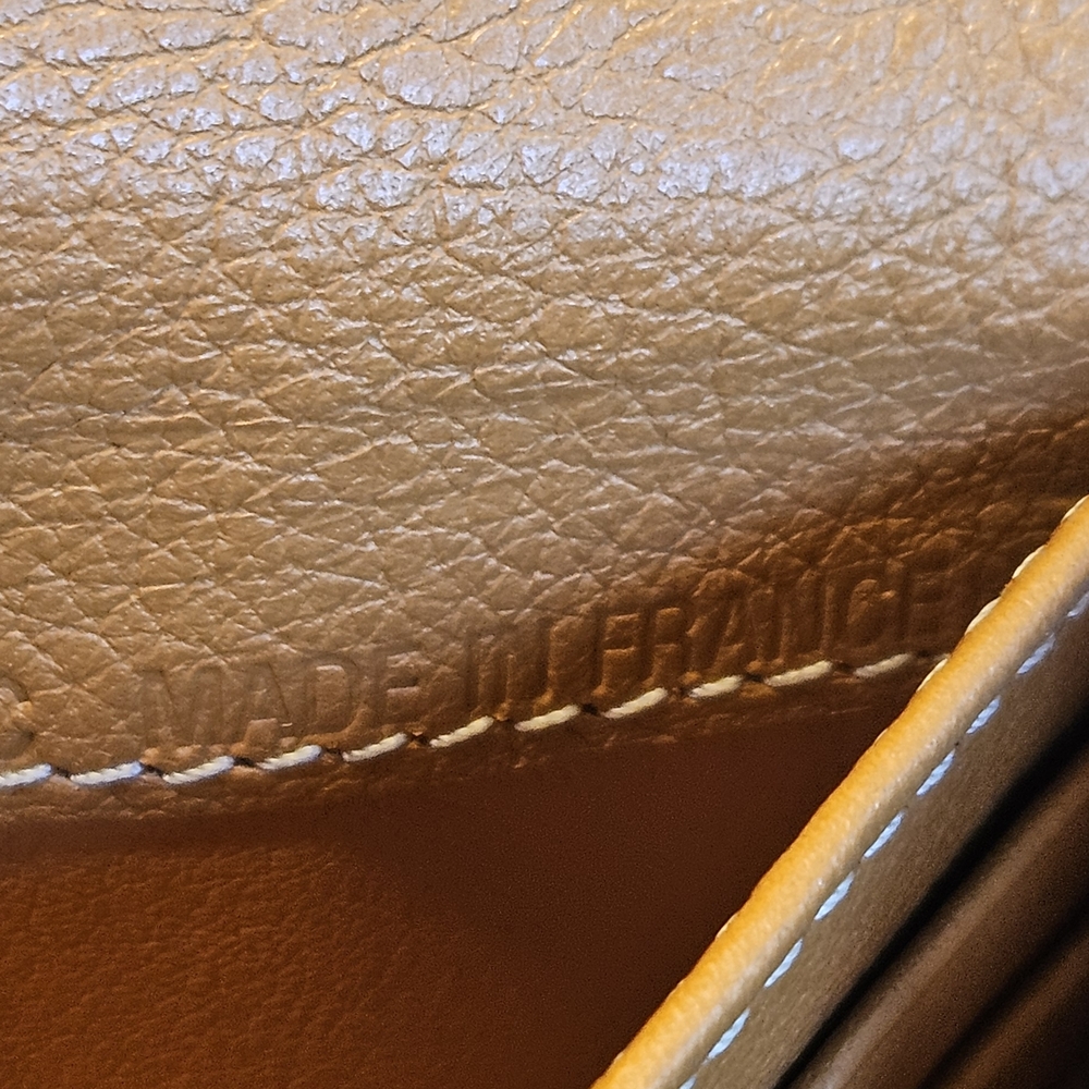 Cartier Tan Wallet with Textured Grain Finish - Picture 12 of 15